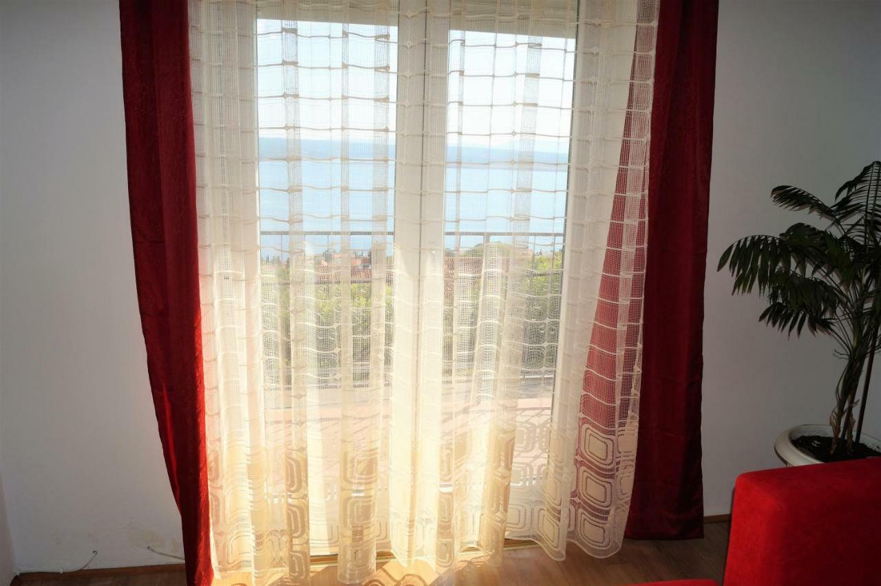 Apartment Nataly Dramalj Exteriör bild